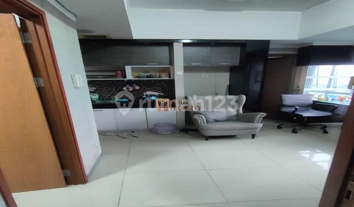 Strategis Jual 2 Kamar Furnished Bagus di Apartemen Grand Kartini Akses Pelabuhan Tanjung Priok, Taman Wisata Ancol, Gunung Sahari