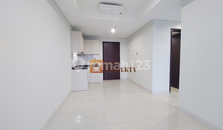 Cheapest Sale 3 Bedrooms Unfurnished Nice in Puri Mansion Apartment with Access to Swimming Pool, Gym, Sky Garden Close to Puri Indah Mall, Lippo Mall Puri, Toll Gate &amp; West Jakarta Mayor.