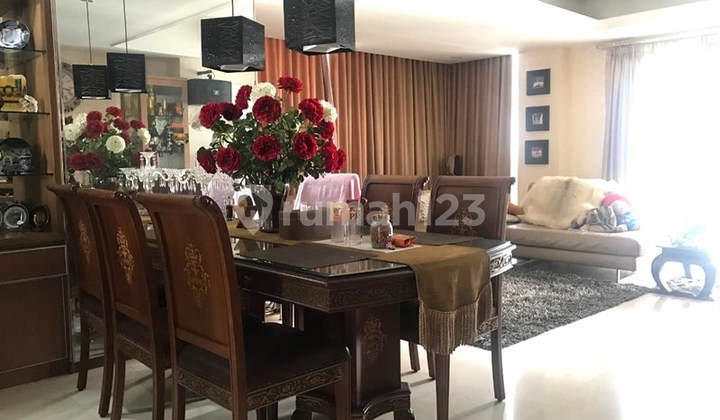 Selangkah ke Mall Central Park Sewa 3 Kamar Furnished Bagus di Royal Mediterania Garden Residence Fasilitas Kolam Renang, Gym, Sauna Dekat ke Neo Soho, Taman Anggrek, dan Pintu Tol 2