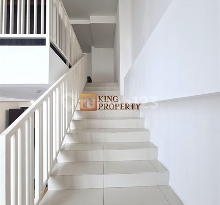 For Rent Small Office Neo Soho Type Loft 2 Floors Furnished Office Ready to Occupy, Strategic Access Near Mall Cp & Apl Tower in Tanjung Duren West Jakarta 2