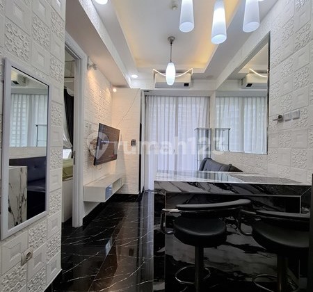 Modern Interior Design! For Rent: Orchid Garden Residences Apartment, 1Br Fully Furnished Ready to Occupy, Connected to Mall in Tanjung Duren, West Jakarta 2