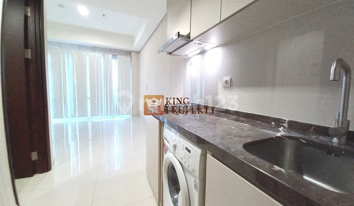 Comfortable & Strategic Residence, Rented Minimalist Studio Apartment at Puri Mansion, Ideal for College Students & Office Staff. Location in Puri Kembangan, West Jakarta.