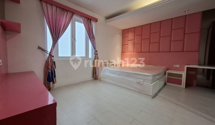 Private Lift & Garasi Super Luas, Dijual Townhouse Springhill Golf Residences 5 Lantai Lokasi Strategis Dekat Toll Kemayoran & K Mall At Menara Jakarta Di Kemayoran Jakarta Pusat