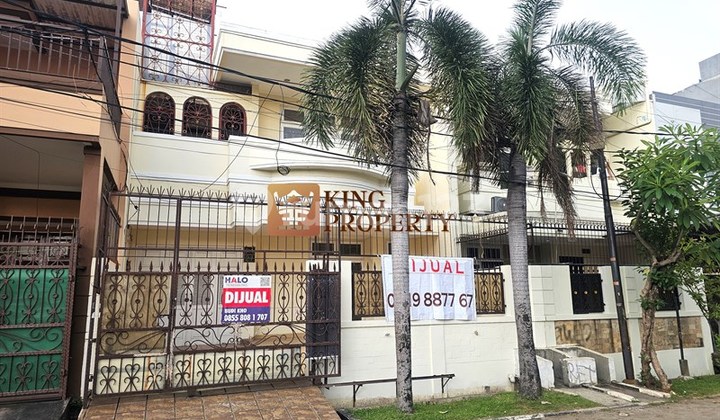 Dekat Tol Gerbang Utama Kebon Jeruk! Rumah Komplek Green Garden Residences 2 Lantai Unfurnish Terawat, Row Jalan Luas/Lebar Di Kedoya Jakarta Barat Dekat Tol Gerbang Utama Kebon Jeruk! Rumah Komplek Green Garden Residences 2 Lantai Unfurnish Terawat, Row Jalan Luas/Lebar Di Kedoya Jakarta Barat