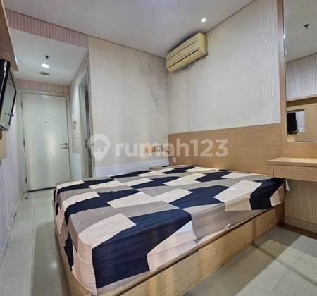 Ready Survey &amp; Ready to Occupy, Madison Park Studio Minimalist Apartment for Rent, Ready to Occupy, Strategic Location Near Mall Cp, Office Tower, Culinary in Tanjung Duren West Jakarta 2