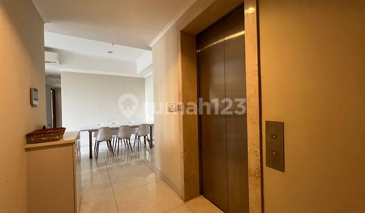 Available Private Lift, For Rent Condominium Taman Anggrek Residences 3Br+1 Area 135M2 Fully Furnished Ready to Occupancy, Just a Walk to Mall Ta & Hublife Tanjung Duren