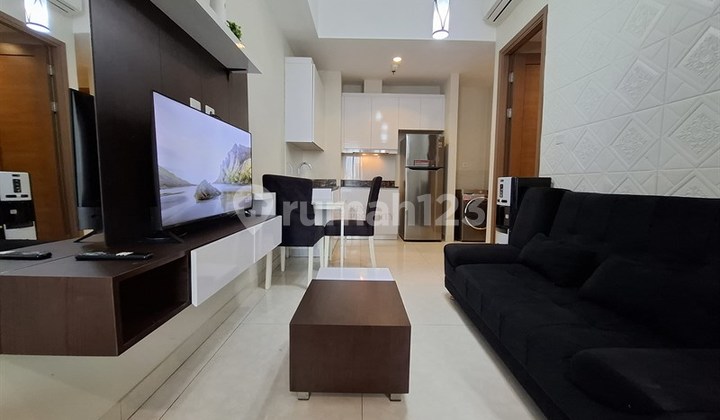 Only a Walk to Ta Mall, For Rent Condominium Taman Anggrek Residences 1Br Furnished Comfortable Interior Ready to Occupy, Super Strategic Location Near Mall, University, Toll Road, in Tanjung Duren West Jakarta
