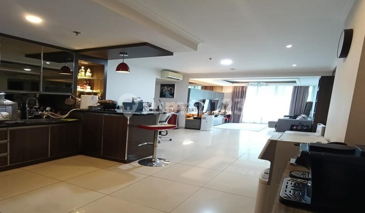 Dijual Apartemen Central Park Residences 2Br Furnished Interior Lengkap Siap Huni, Lokasi Strategis Terhubung Langsung dengan Mall Cp di Tanjung Duren
