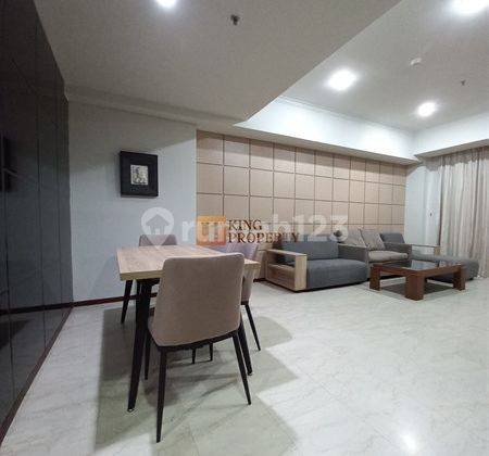 ruang makan private lift jarang ada royal
