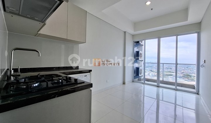 Brand New Belum Perna di Pakai, Dijual Apartemen Puri Mansion 2Br Semi Furnish Standar Daveloper Siap Huni, Akses Strategis Dekat Tol Jor Kembangan Jakarta Barat
