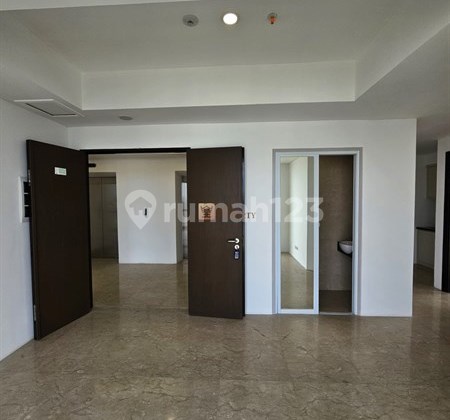 Hunian Berkelas Dengan Private Lift! Disewakan Apartement Springhill Royale Suite 2 Bedroom Unfurnish Standar Daveloper Belum Perna Di Huni, Lokasi Di Kemayoran Jakarta Pusat 2