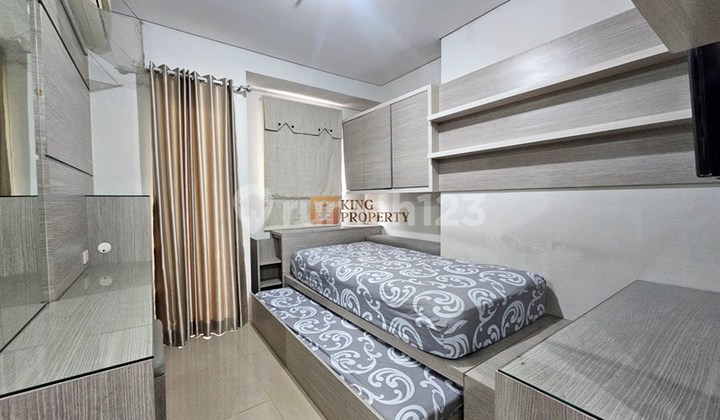 Just a Walk to Mall CP & Orchid Garden, For Rent Madison Park Studio Furnished Minimalist Ready to Live, Strategic Location Near Mall, Culinary, Office Tower in Tanjung Duren