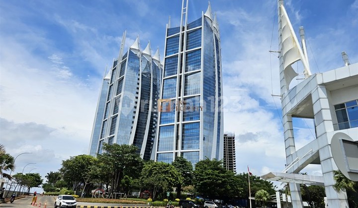 Kemewahan di Tepi Laut! 3BR Regatta Apartment View Laut Jakarta Utara Kemewahan di Tepi Laut! 3BR Regatta Apartment View Laut Jakarta Utara