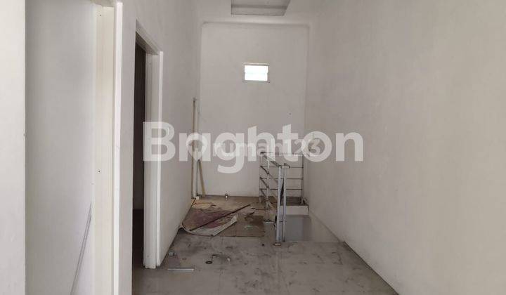 RUMAH BARU 2 LANTAI SIAP HUNI MEDAYU SURABAYA TIMUR 1
