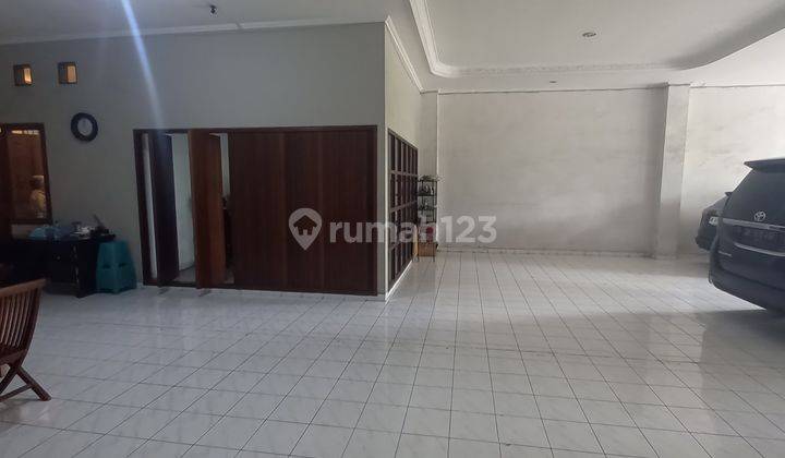 Ruko.2.unit.plong. Di Jalan Gatsu Tinur Luas.tnh. 480 M 2