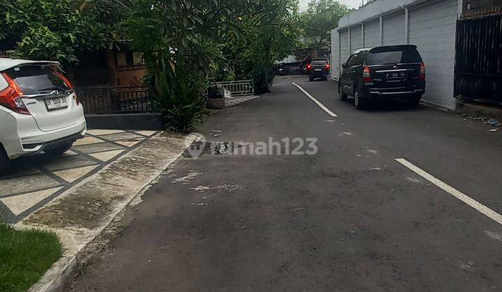 Rumah Kontrakan 2 Lantai Sudah Renovasi Shm Semi Furniture Renon 2