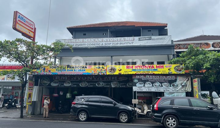 For Sale 3-Story Shop House on Imam Bonjol Street, Suitable for Bank Office Showroom, Price Negotiable