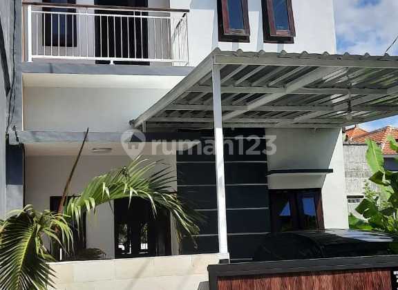 Rumah Bagus Pemogan Disewakan 2.lt Semi.furnished Siap Huni Rumah Bagus Pemogan Disewakan 2.lt Semi.furnished Siap Huni