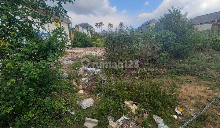 Land 1305 m² SHM Villa Environment Near Dewi Sri Badung 2