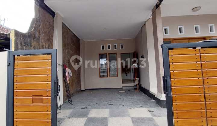 Rumah Bagus Baru 2 Lantai Disewakan Denpasar Barat Dekat Ke Mall  2