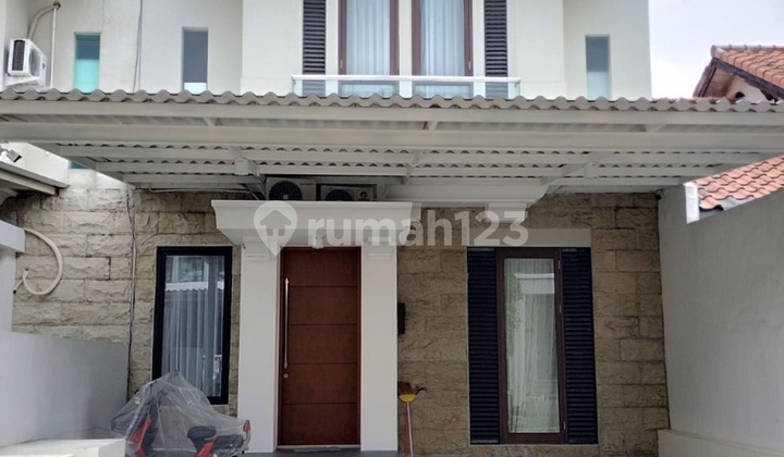 Rumah 2 Lantai Minimalis Siap Huni