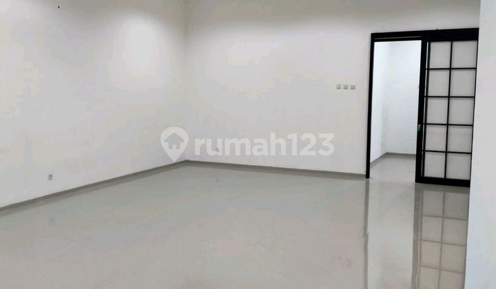 Di Sewakan Rumah Mewah 2 Lantai Full Renov Sayap Buah Batu