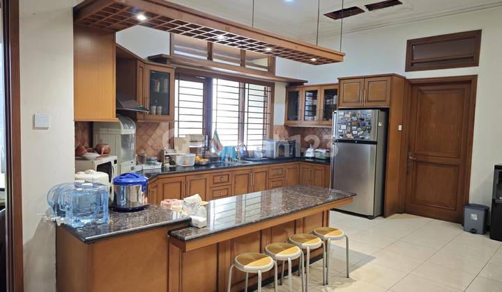 For Sale Exclusive Majestic House in Mekar Wangi 2