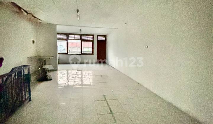 For Rent and Sale Main Road Shop House Ahmad Yani