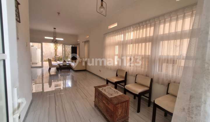 For Sale: Beautiful House in Kota Baru Parahyangan 2