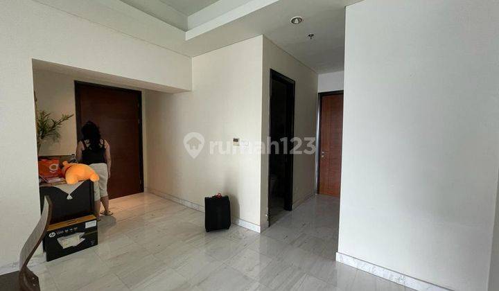 For Rent Apartement The Peak Sudirman 3 Bedroom With Furnish And Good Location 2