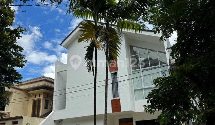 Disewakan Rumah Modern Bagus Furnish di Cideng Jakarta Pusat Disewakan Rumah Modern Bagus Furnish di Cideng Jakarta Pusat