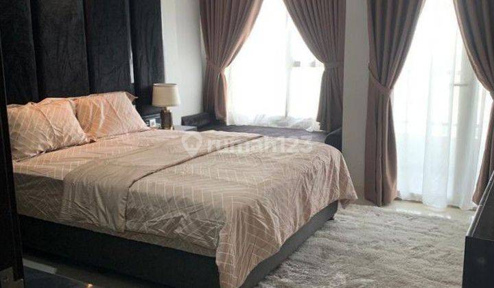 Dijual Apartemen Orange County Lippo Cikarang 3 Kamar Tidur Sudah Renovasi Furnish 1