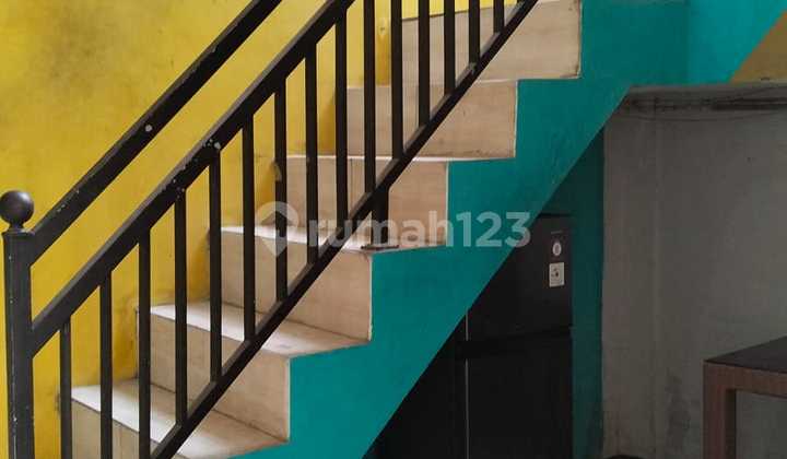Medokan Sawah Boarding House - Strategic Location, East Surabaya 2