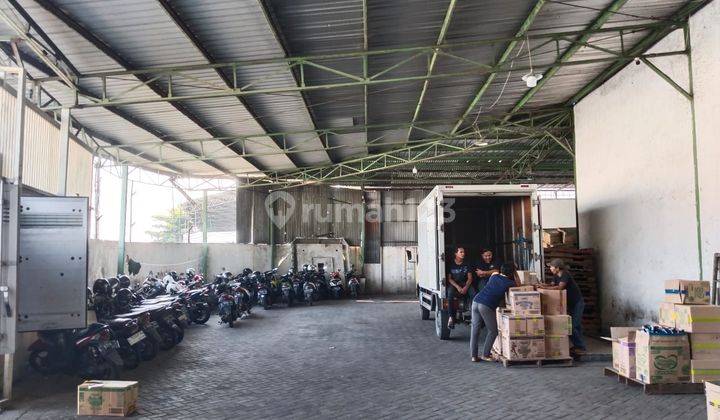 Gudang Margomulyo Surabaya Barat Siap Pakai Akses Tol, Kontainer 2