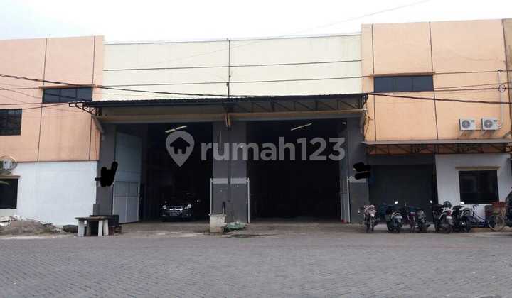 Gudang Double Unit Siap Pakai - Pergudangan Tritan, Jemundo