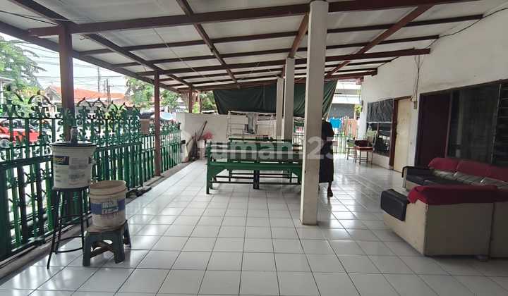 Isaha House Suitable for Building a Shop House in Pucanh Near Muhamadiyah School 2