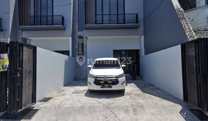 Rumah Lebak Arum Surabaya Timur Dekat Raya Kenjeran, Merr 1