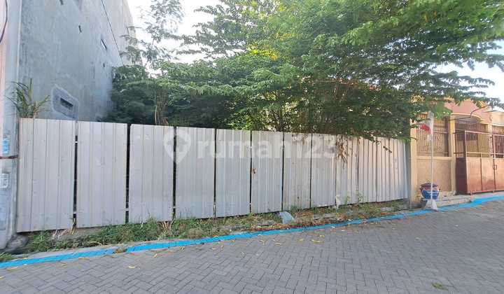 Affordable Only 5 million/m2 in Dukuh Setro Near Kenjeran, Suitable to Build into 2 Units.