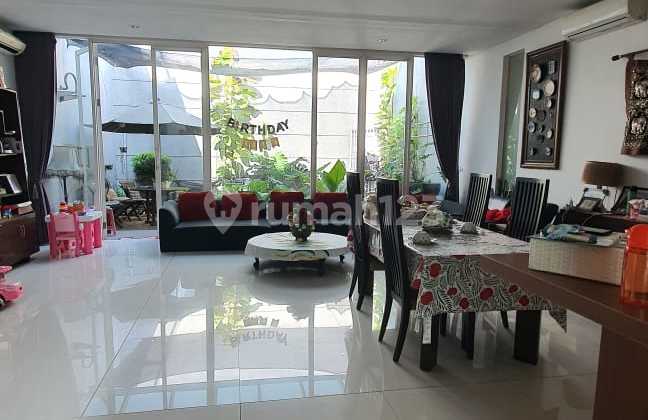 Rumah Minimalis Pakuwon Indah Lisbon 2