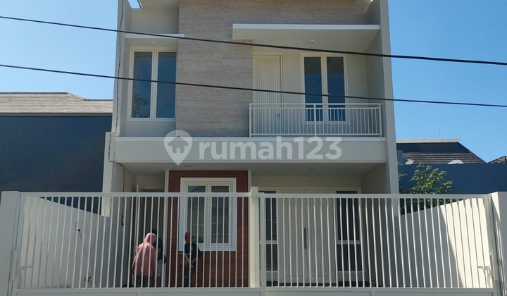 Rumah Gayung Kebonsari Dekat Tol Ahmad Yani Siap Huni Minimalis Rumah Gayung Kebonsari Dekat Tol Ahmad Yani Siap Huni Minimalis