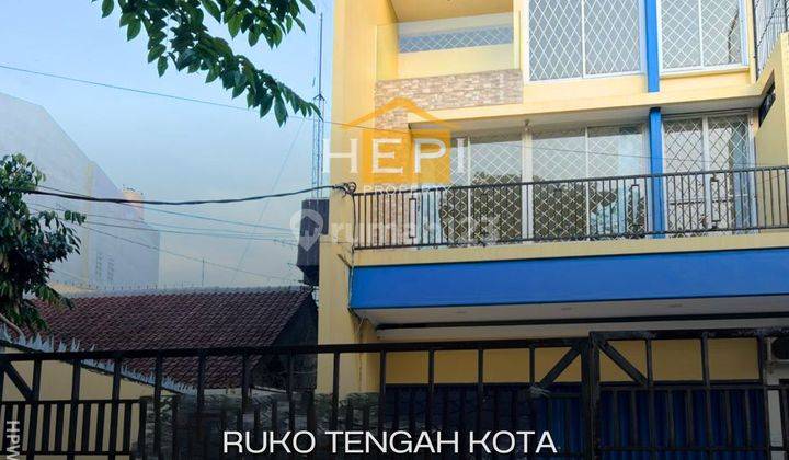 Ruko Tengah Kota di Erlangga Semarang 1