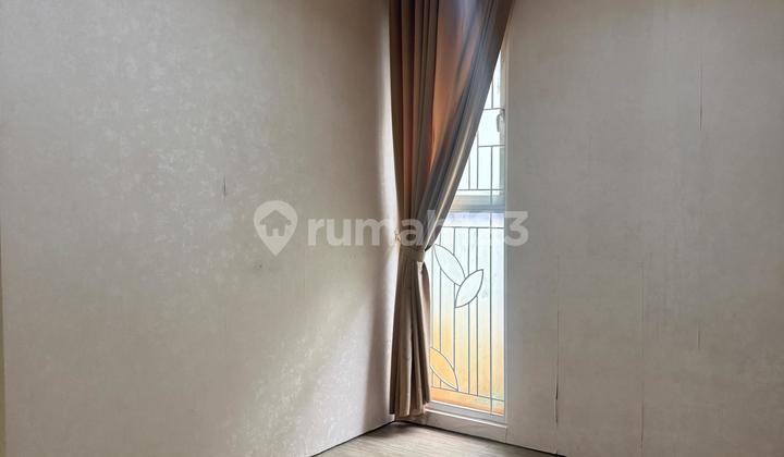 House in Ivy Park Citraland Bsb Semarang 2