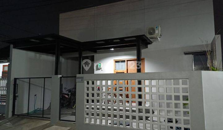 Rumah 2 Lantai Full Furnished Di Medoho Dekat Pintu Tol Gayamsari 2