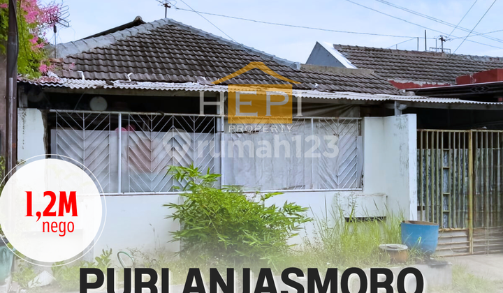 Rumah dekat bandara di Puri Anjasmoro Semarang barat 1