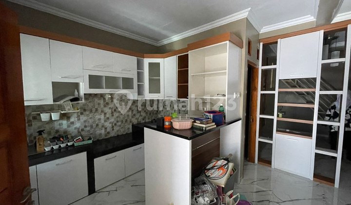 Dijual Rumah 1.5 Lantai Di Taman Galaxy Bekasi 2