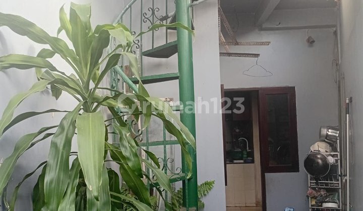 Dijual Rumah 2 Lt Di Jaticempaka Jatiwaringin Pondok Gede Bekasi 2
