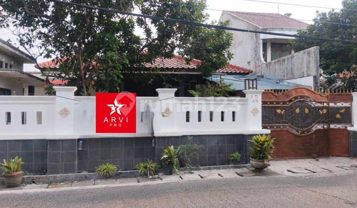 Rumah Kontrakan Bagus Semi Furnished Jatiwaringin, Bekasi 1