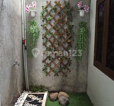 Can be KPR, Good House, 2 Floors, SHM in Jatiwaringin 2