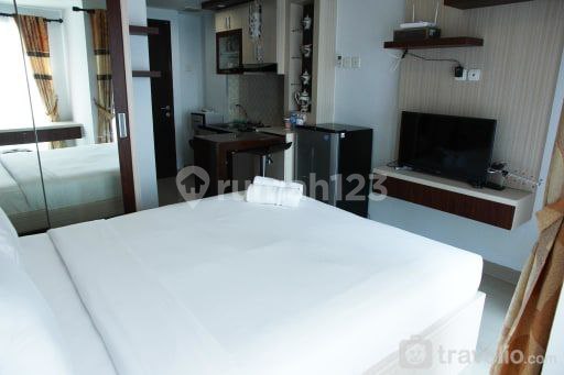 1 BR Nice Furnished Apartment Grand Dhika City Bekasi