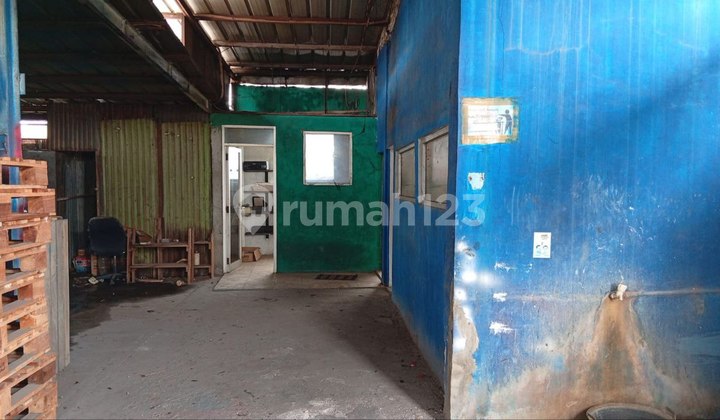 Siap Huni, Gudang dengan Office dan Mess, 2 Lantai di Bekasi Siap Huni, Gudang dengan Office dan Mess, 2 Lantai di Bekasi